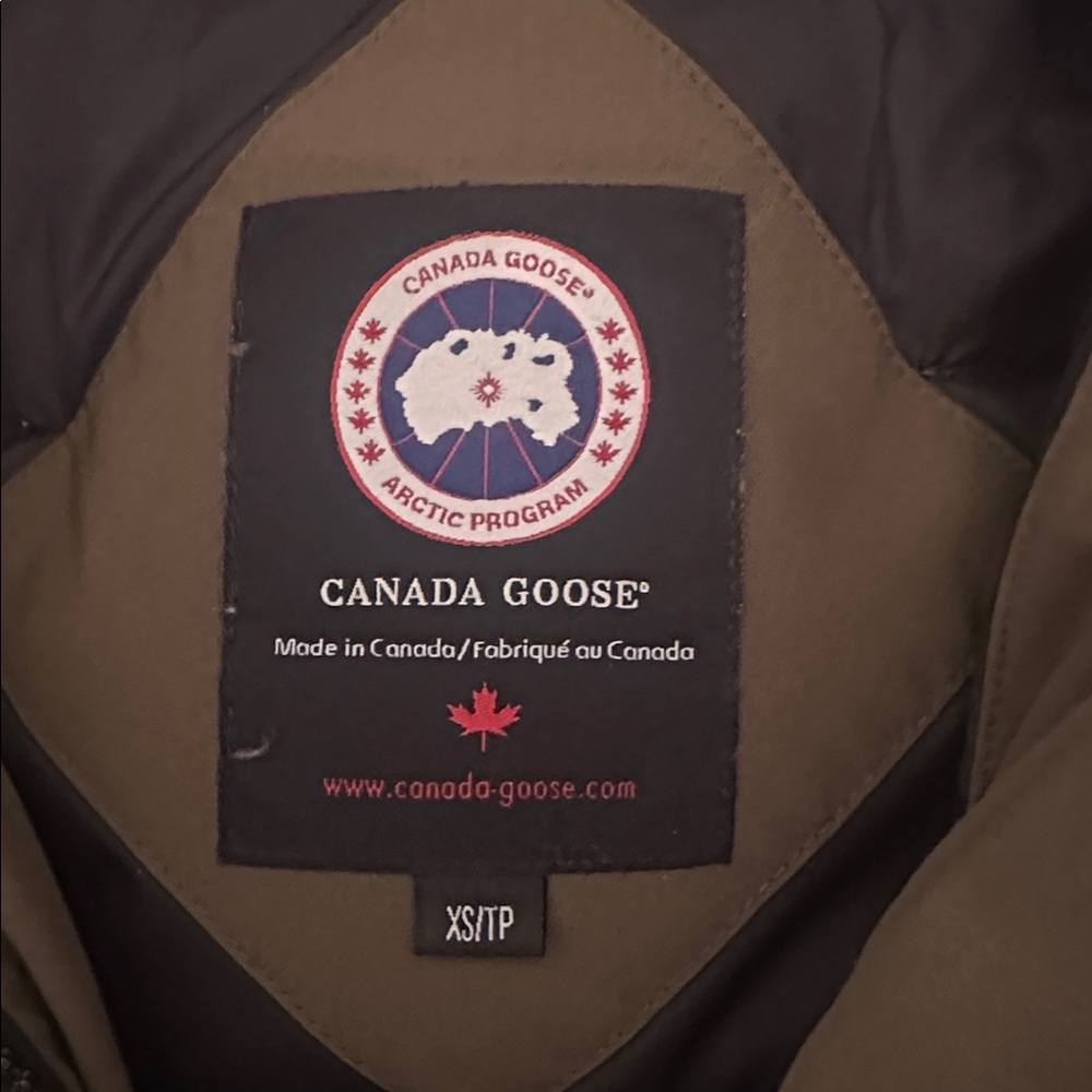 Canada Goose Women's Khaki Parka with Fur Hood - Picture 3 of 8
